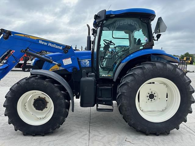 Image of New Holland T6030 equipment image 4