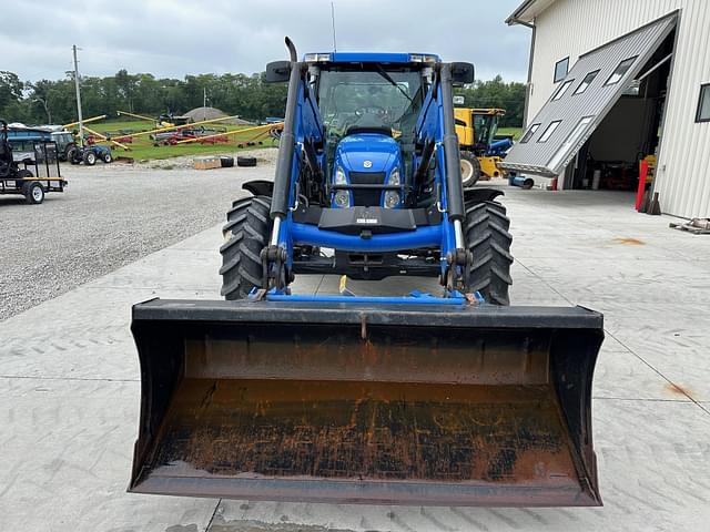 Image of New Holland T6030 equipment image 2