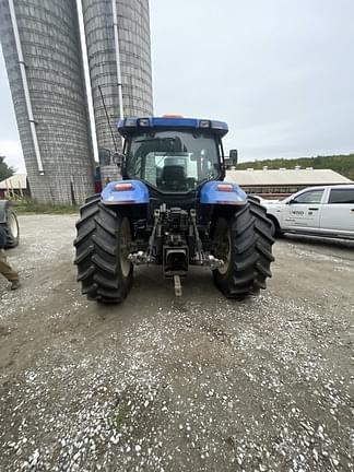 Image of New Holland T6070 Plus equipment image 2