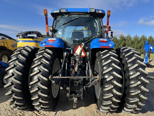 Image of New Holland T7040 equipment image 3