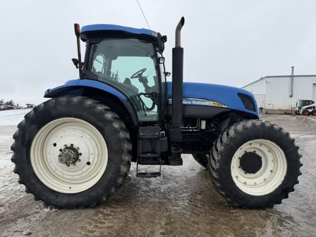Image of New Holland T7050 equipment image 3