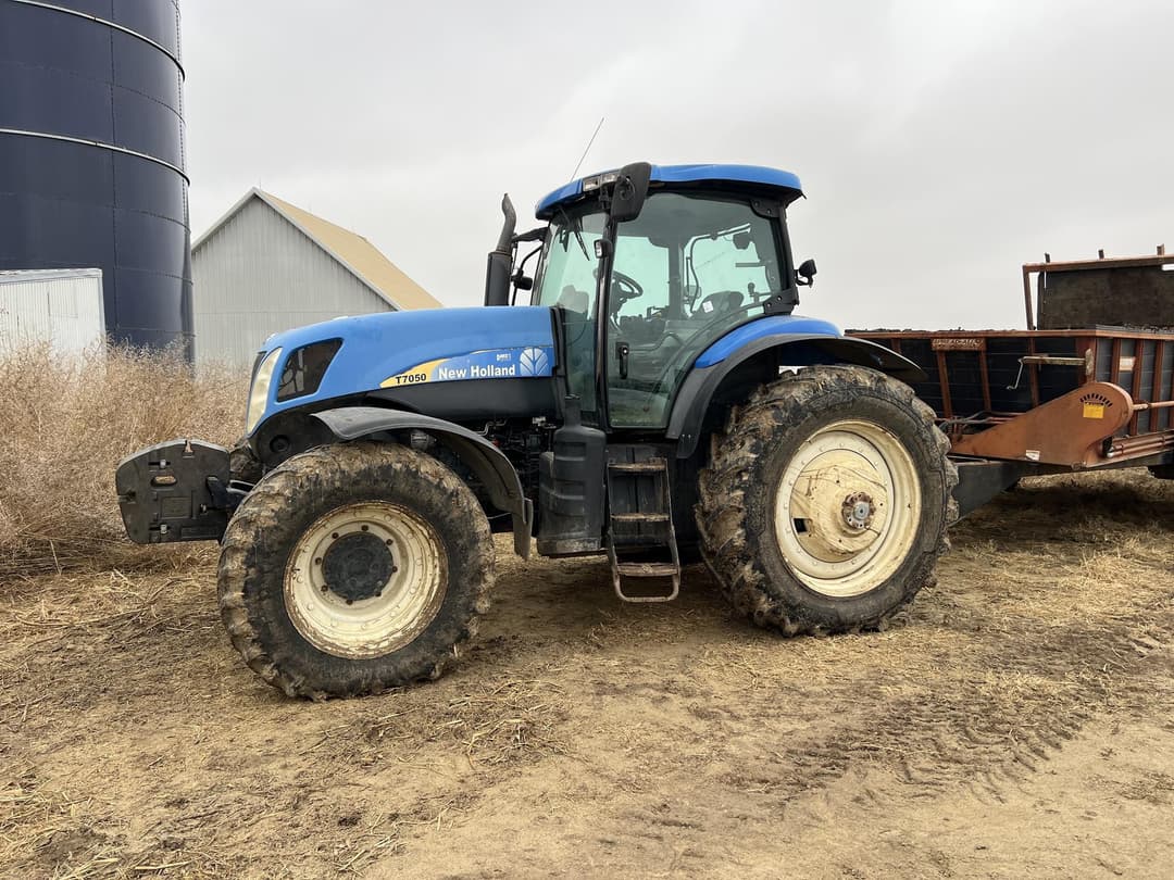 Image of New Holland T7050 Primary image