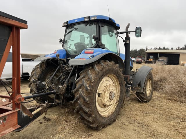 Image of New Holland T7050 equipment image 3