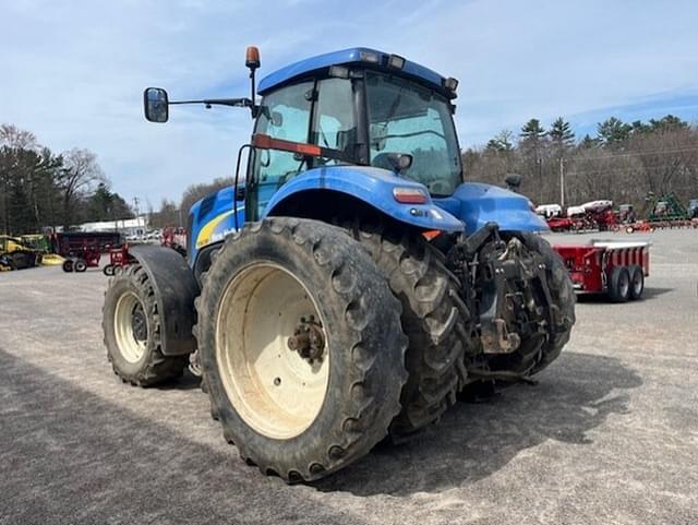 Image of New Holland T8030 equipment image 4