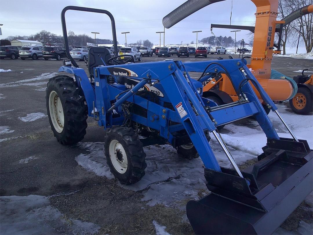 Image of New Holland TC30 Image 0