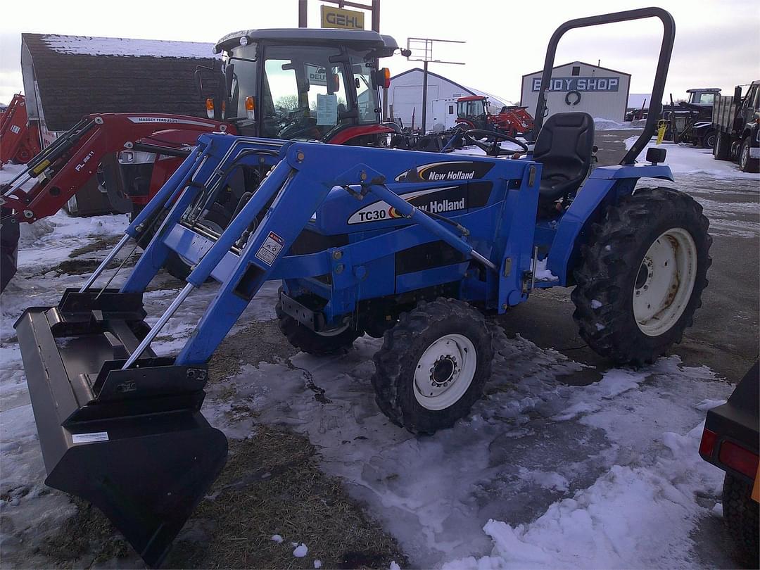 Image of New Holland TC30 Image 0