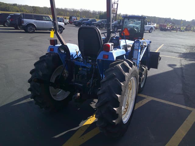Image of New Holland TC30 equipment image 4