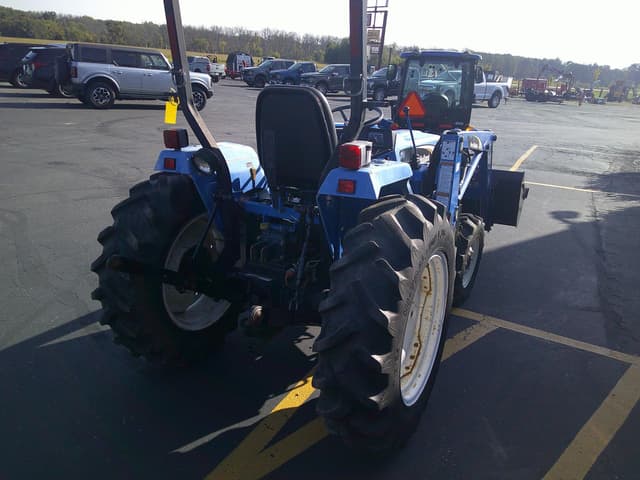 Image of New Holland TC30 equipment image 4