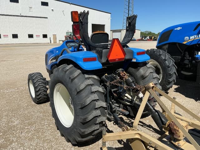 Image of New Holland TC33DA equipment image 3