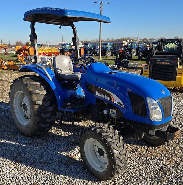 Image of New Holland TC48DA equipment image 2