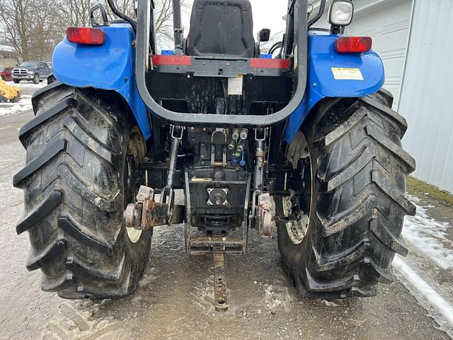 Image of New Holland TD80D equipment image 4