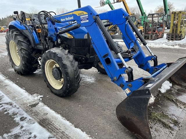 Image of New Holland TD80D equipment image 1