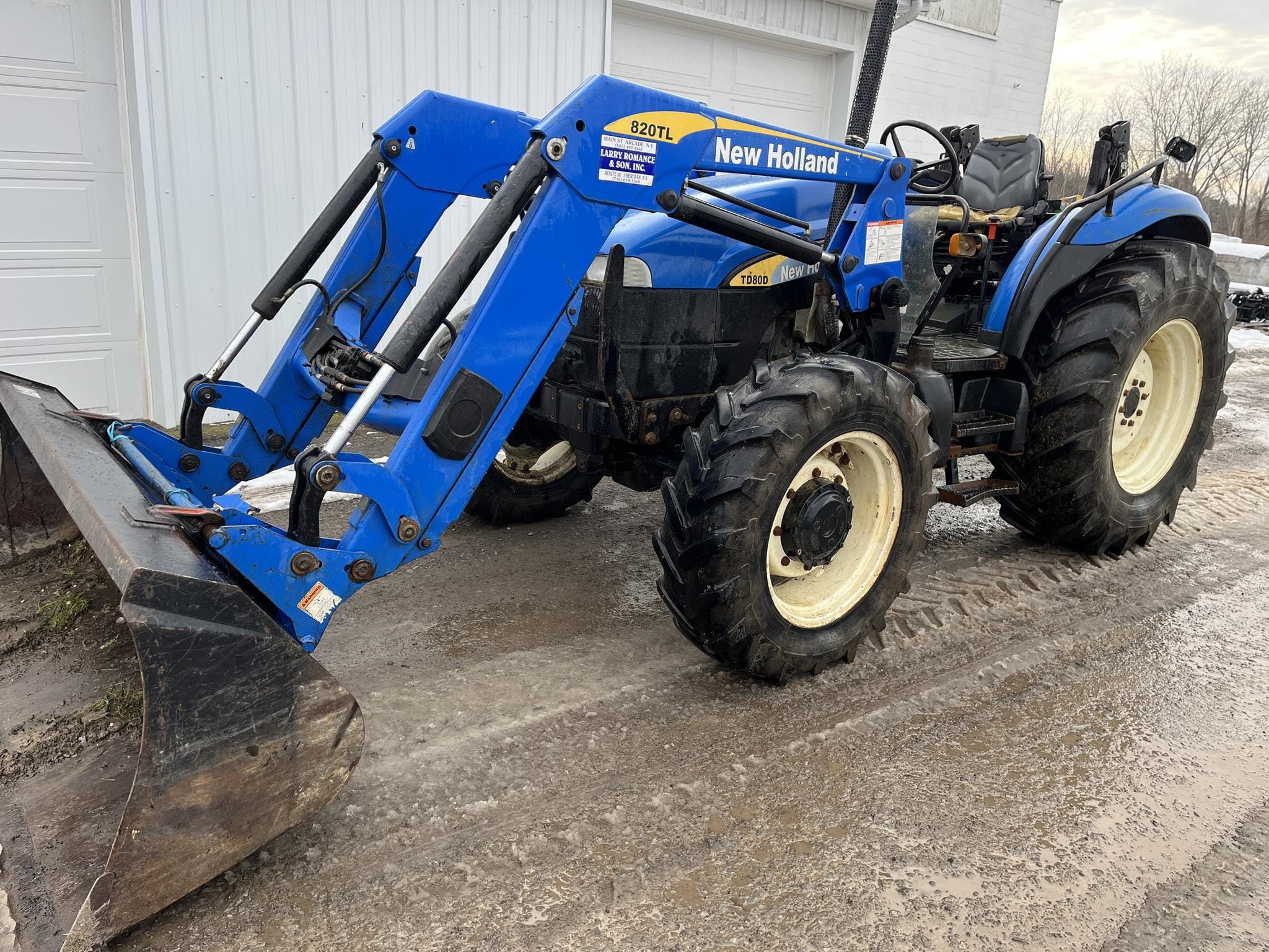 2007 New Holland TD80D Equipment Image0
