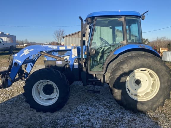 Image of New Holland TD95D equipment image 2