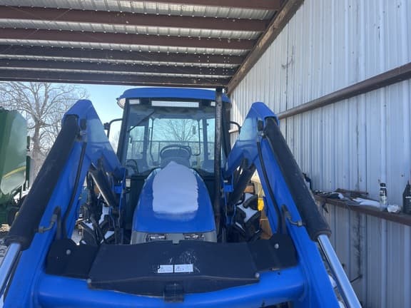 Image of New Holland TD95D equipment image 4