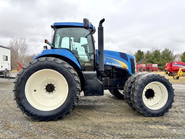 Image of New Holland TG215 equipment image 3