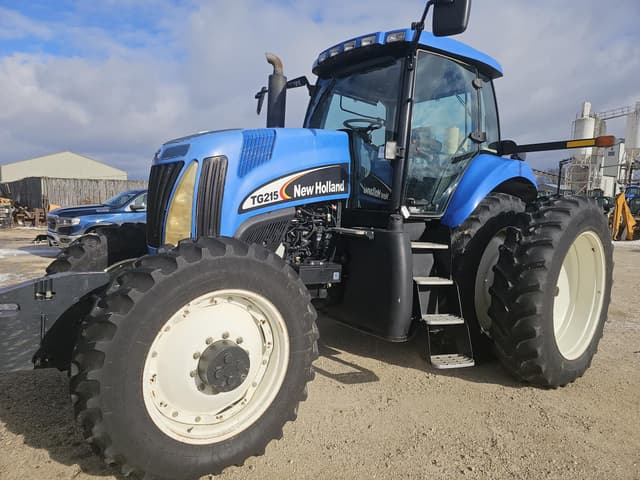 Image of New Holland TG215 equipment image 1