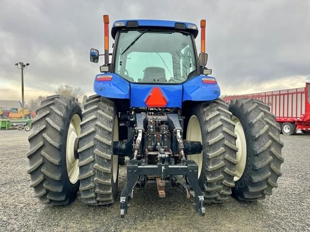 Image of New Holland TG275 equipment image 4