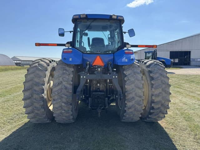 Image of New Holland TG305 equipment image 3