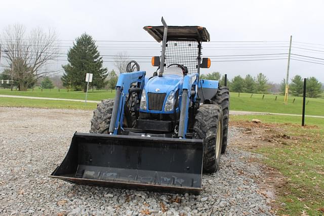 Image of New Holland TL100A equipment image 1