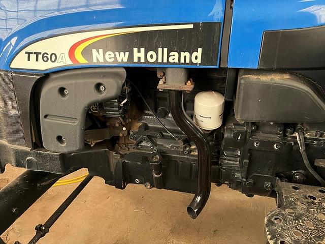 Image of New Holland TT60A equipment image 4