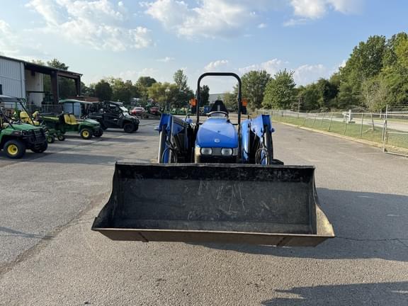 Image of New Holland TT75A equipment image 2
