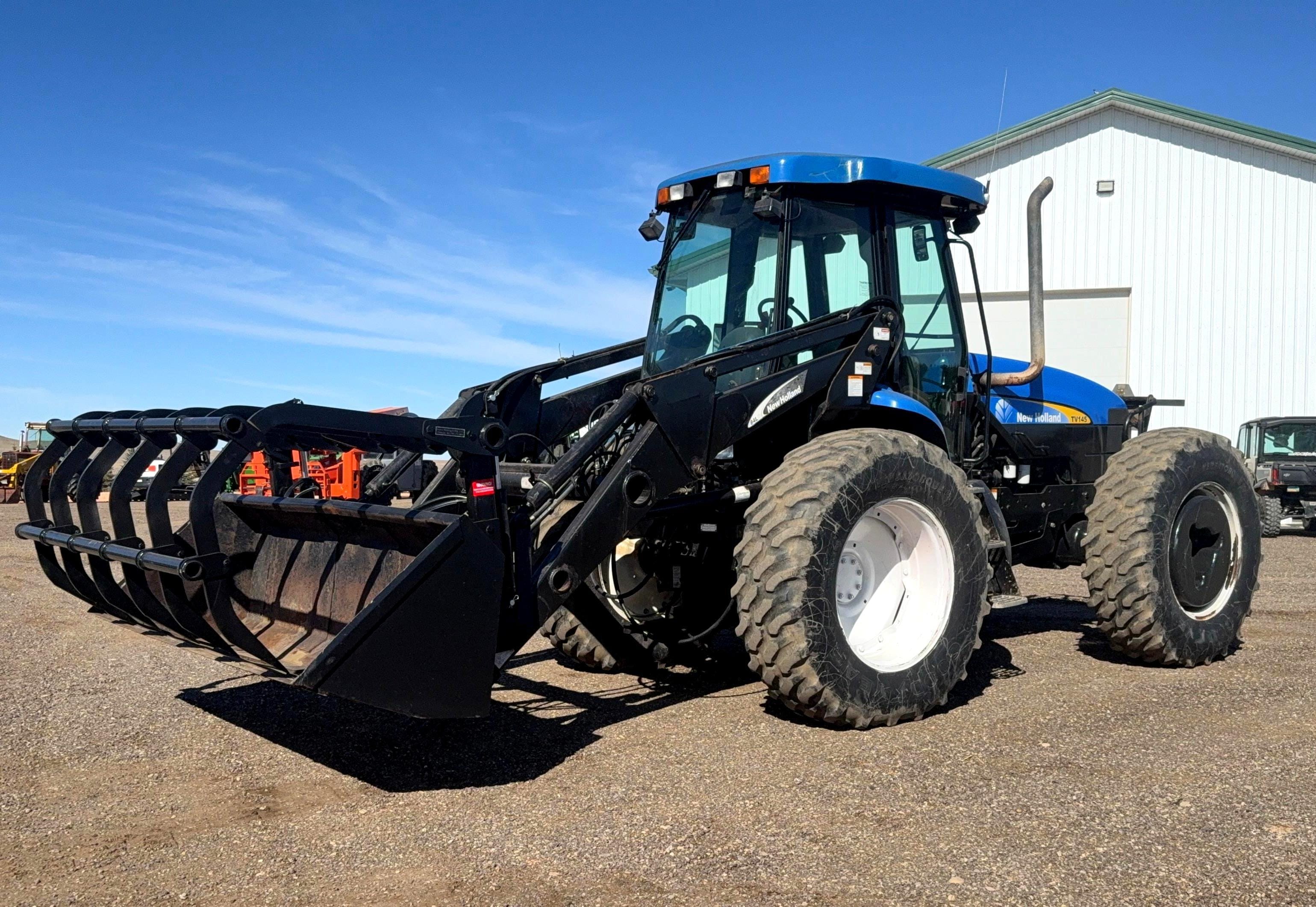 2007 New Holland TV145 Equipment Image0