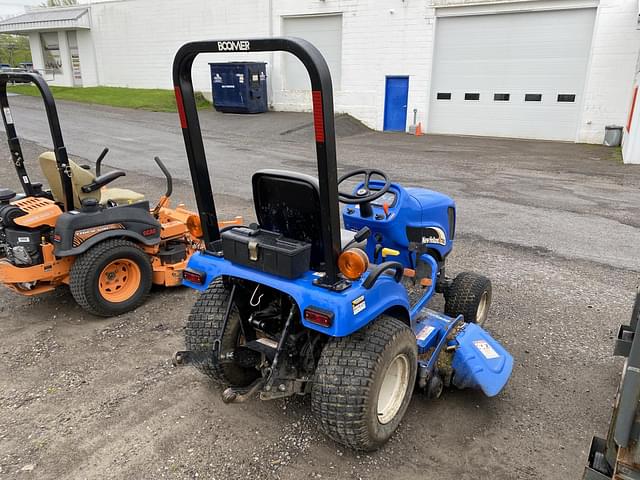 Image of New Holland TZ18DA equipment image 2