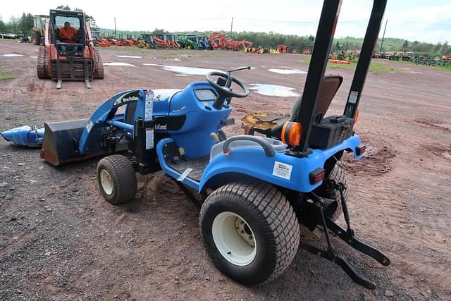 Image of New Holland TZ22DA equipment image 2