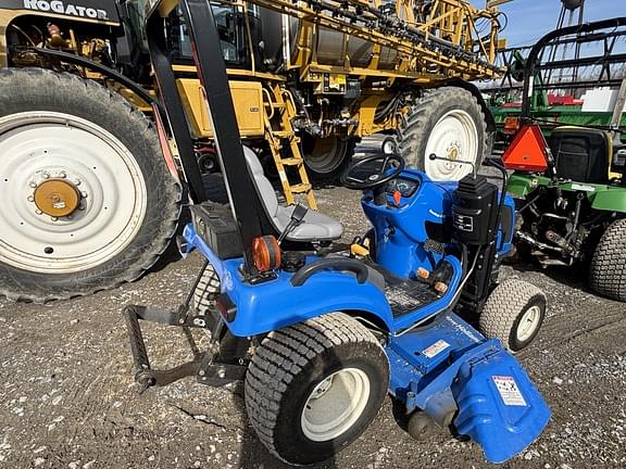 Image of New Holland TZ25DA equipment image 2