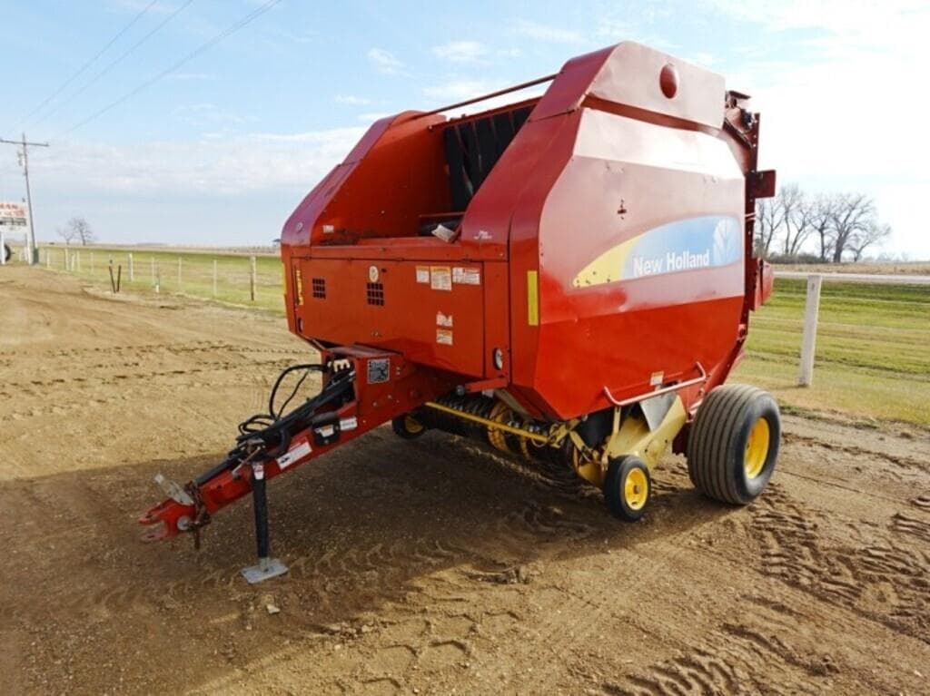 Image of New Holland BR7090 Primary image