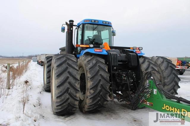 Image of New Holland T9040 equipment image 3