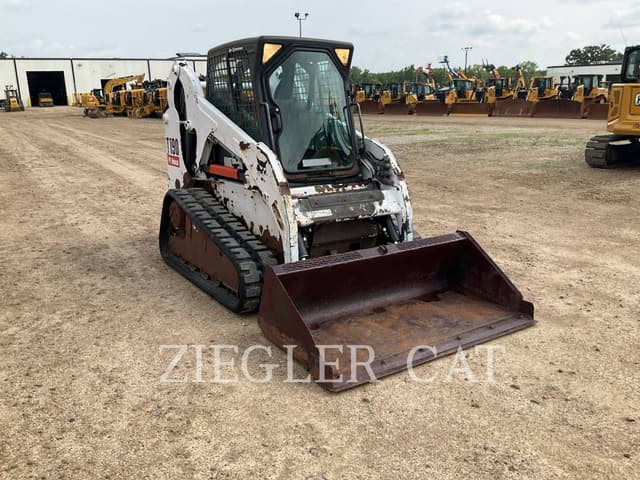 Image of Bobcat T190 equipment image 1