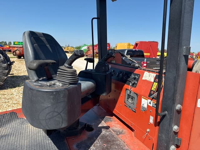 Image of Ditch Witch XT1600 equipment image 4