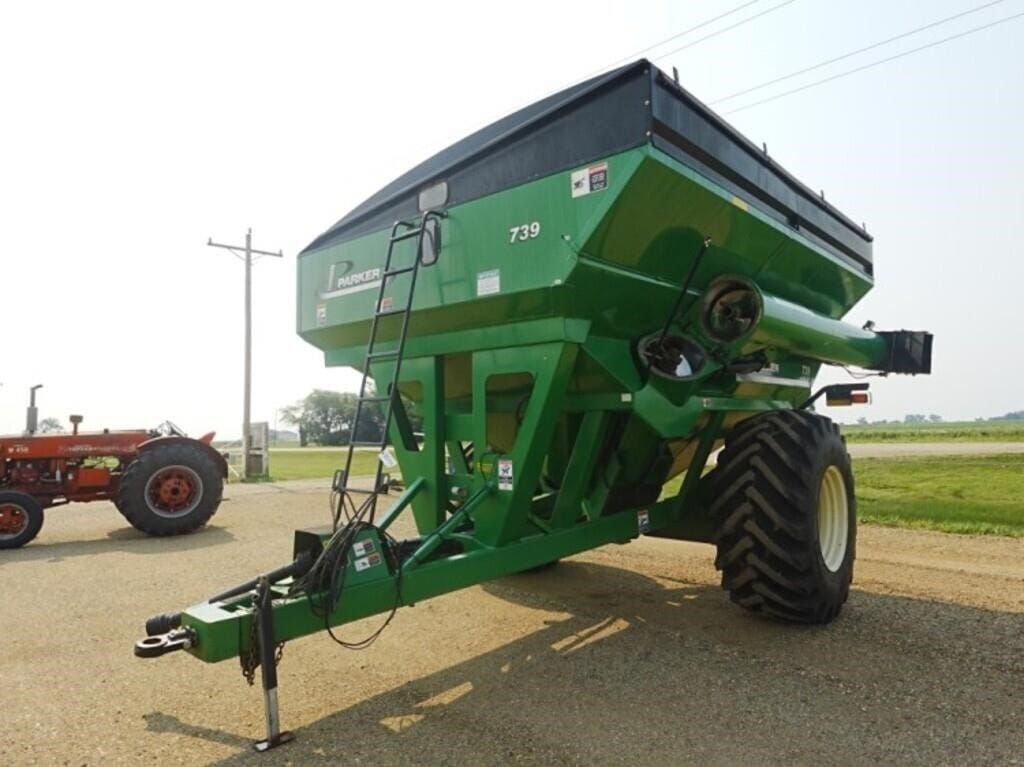 2007 Parker 739 Equipment Image0