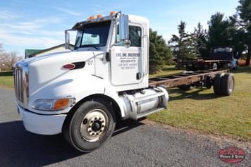 Main image Peterbilt 335