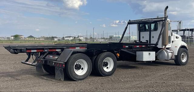 Image of Peterbilt 340 equipment image 2