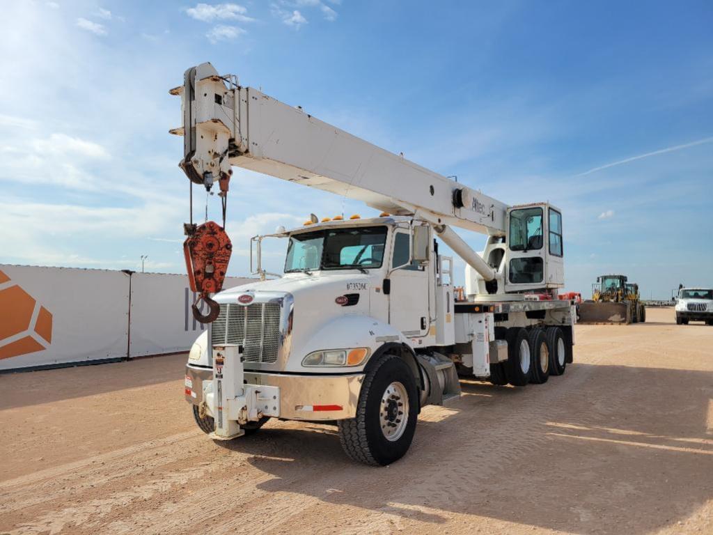 Image of Peterbilt 340 Primary image