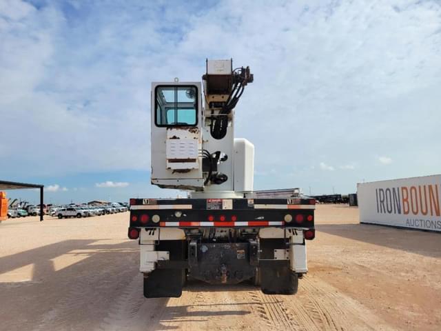 Image of Peterbilt 340 equipment image 3