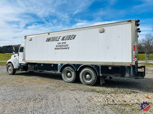 Image of Peterbilt 340 equipment image 2