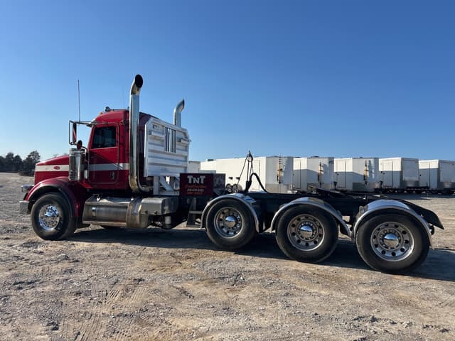 Image of Peterbilt 357 equipment image 3