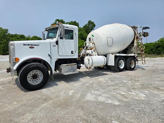 Image of Peterbilt 357 equipment image 4
