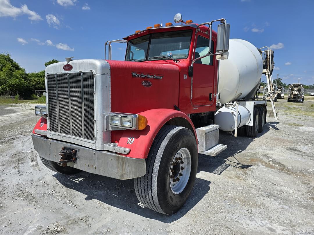 Image of Peterbilt 357 Primary image