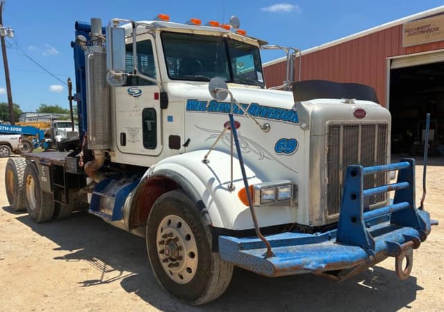 Image of Peterbilt 357 equipment image 2