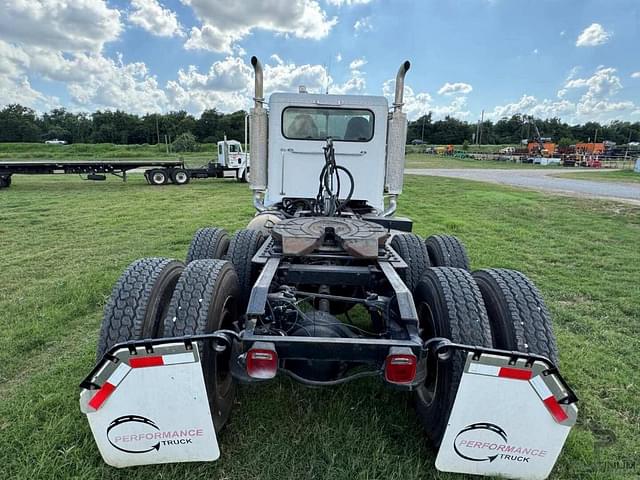 Image of Peterbilt 378 equipment image 3