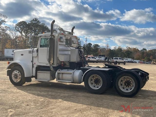Image of Peterbilt 378 equipment image 2