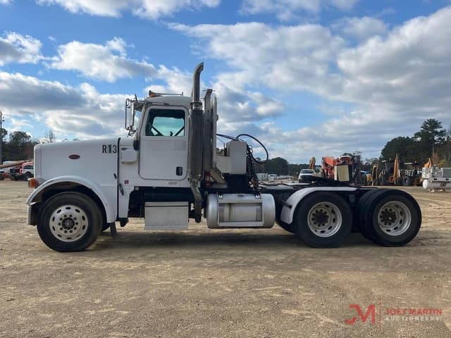 Image of Peterbilt 378 equipment image 4