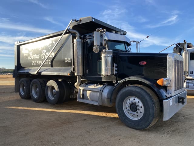 Image of Peterbilt 378 equipment image 3