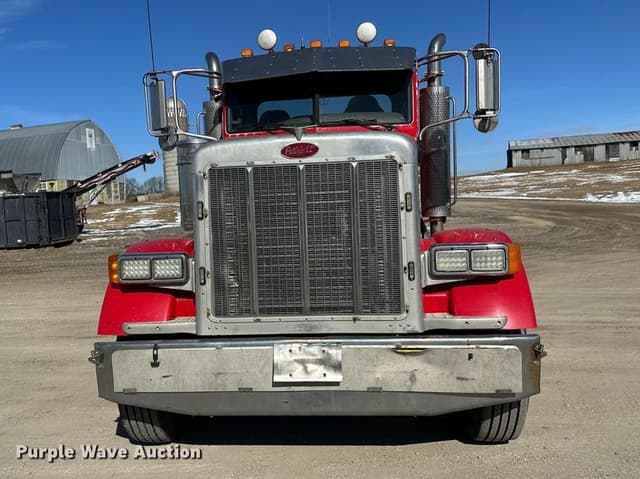 Image of Peterbilt 378 equipment image 1