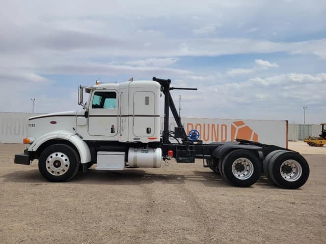 Image of Peterbilt 378 equipment image 1